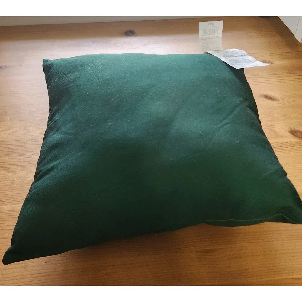 Christmas‎ Cat Accent Throw Pillow Green Red Scarf Holiday Decor